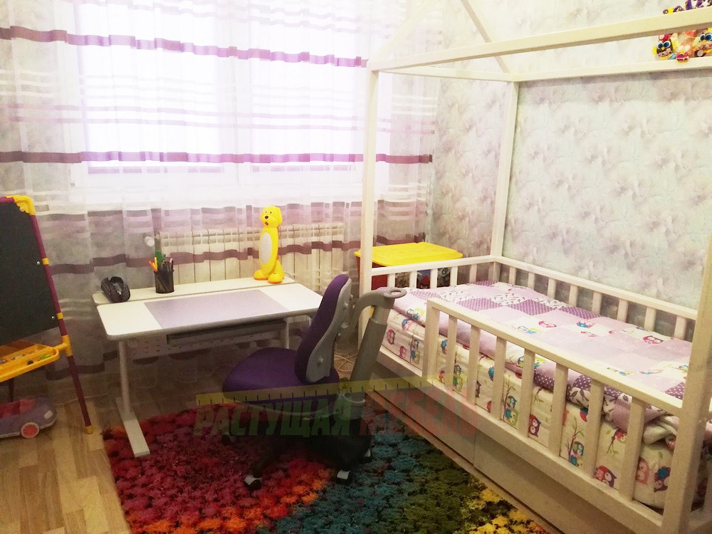 Детская парта-трансформер Picasso E201 и Растущий стул COMF-PRO Match