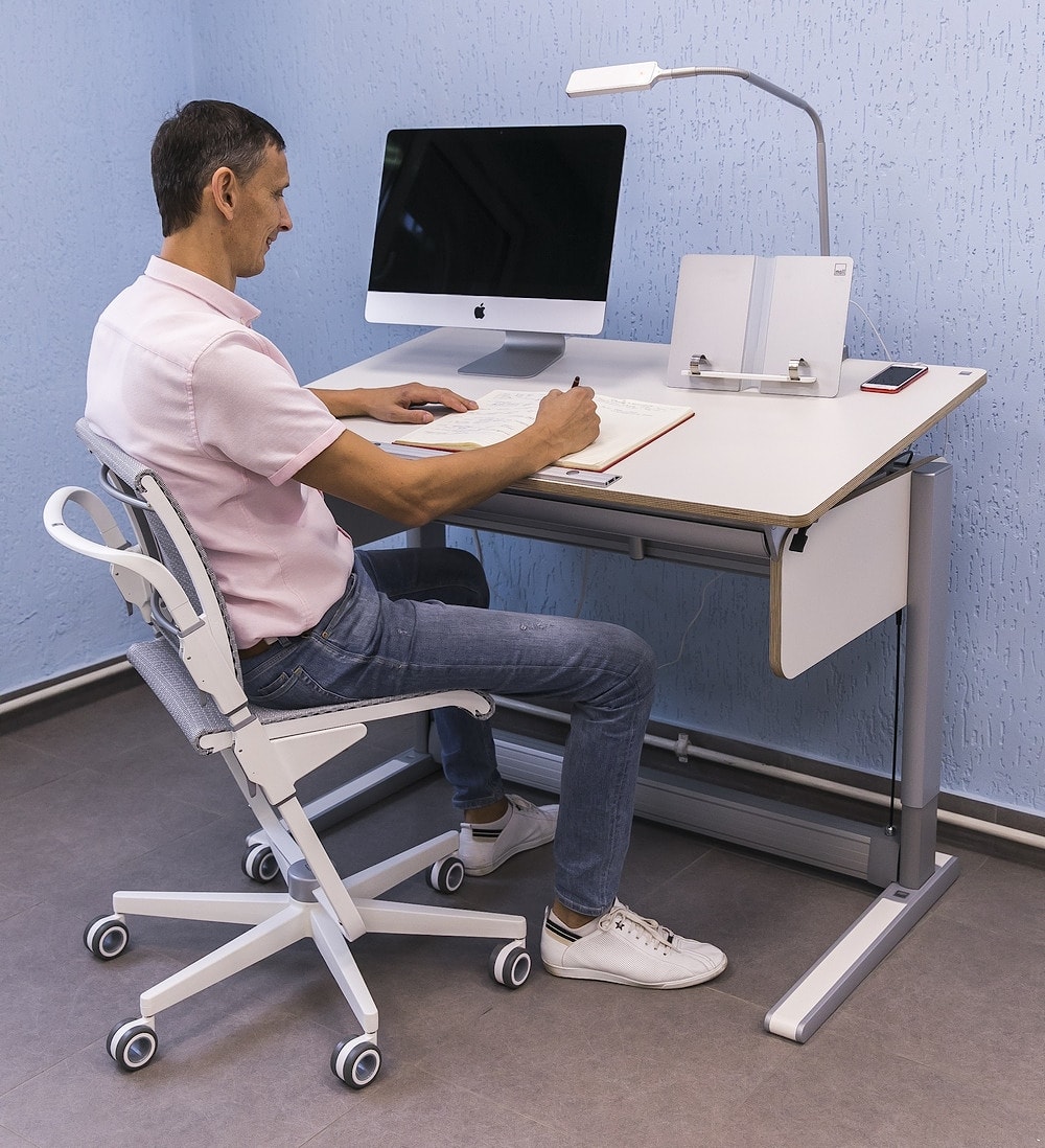 Парта-стол moll T5 с экспресс-регулировкой высоты для детей и взрослых