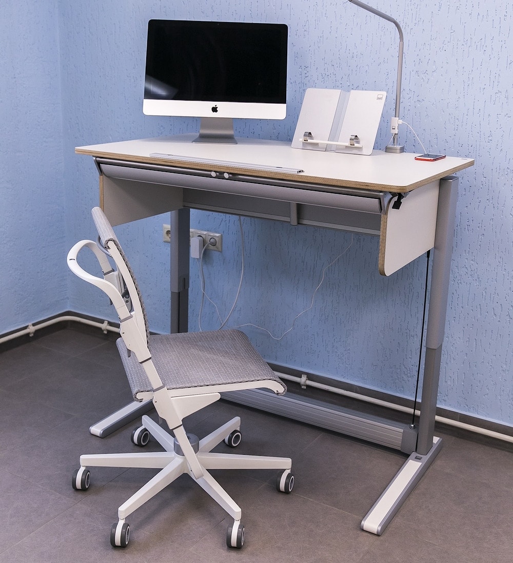 Парта-стол moll T5 с экспресс-регулировкой высоты для детей и взрослых