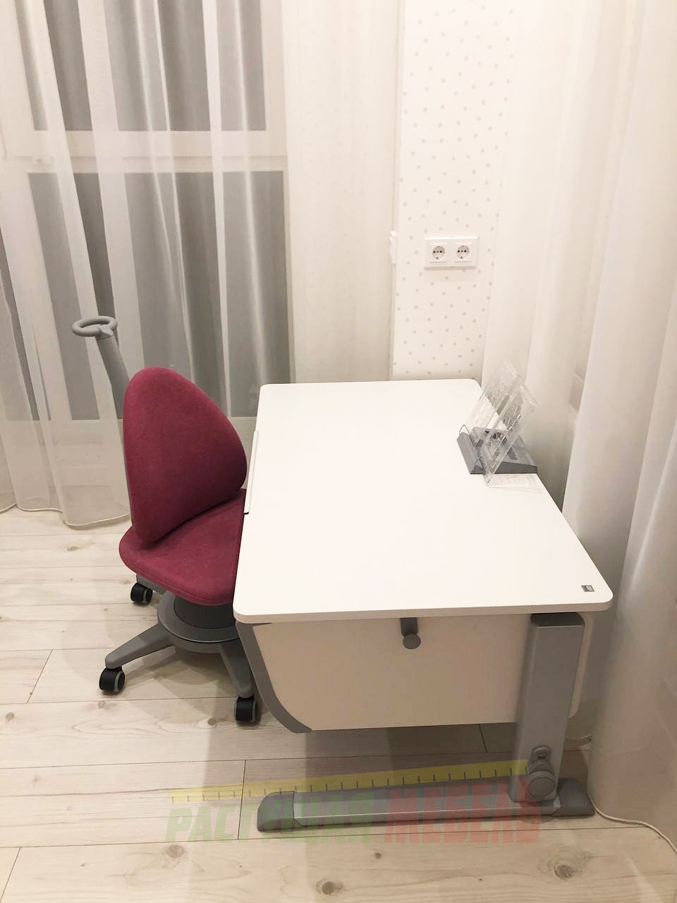 Растущая парта moll Joker 2020 и стул moll Maximo