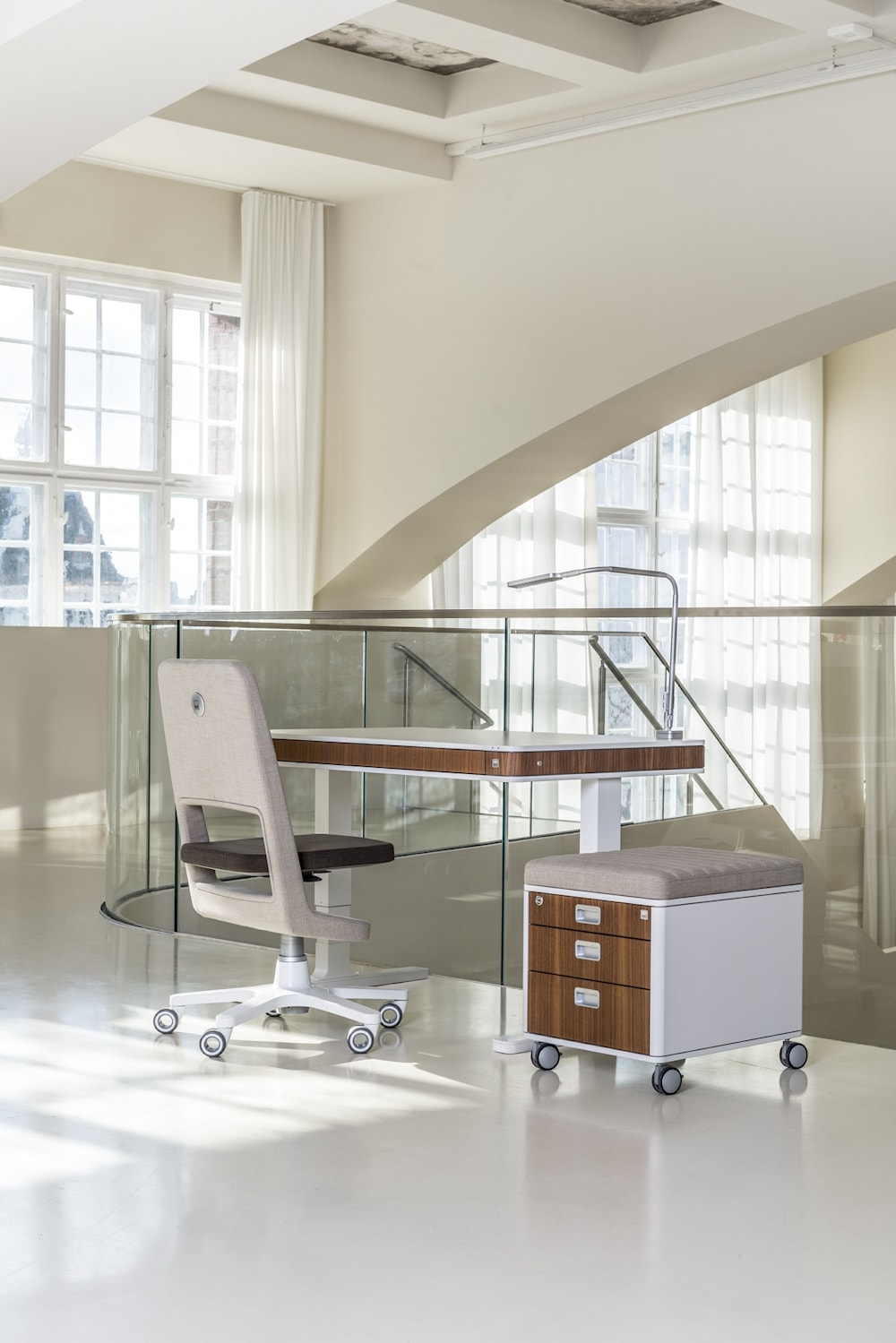 Тумба для регулируемого стола moll С7