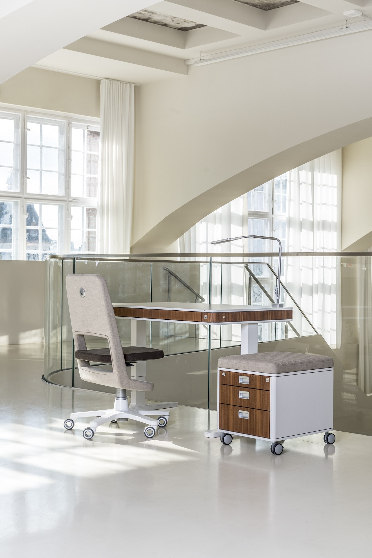 Тумба для регулируемого стола moll С7