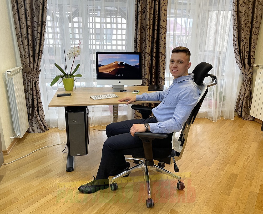 Cтол регулируемый Manual Desk  с эргономичным стулом COMF-PRO Truly