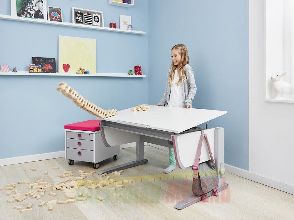   Немецкий растущий стол-парта moll Joker