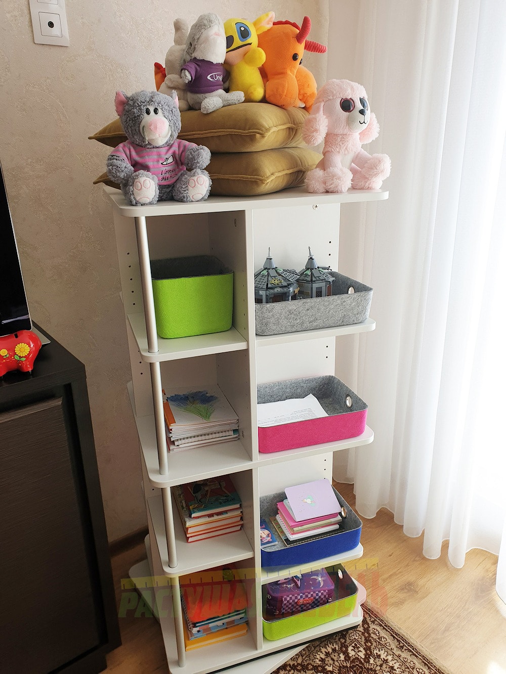 Вращающийся книжный стеллаж moll Tower 56