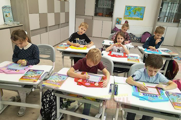 Детский комплект (парта+стул) B201 EDU