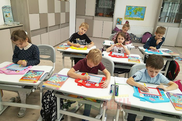 Детский комплект (парта+стул) B201 EDU