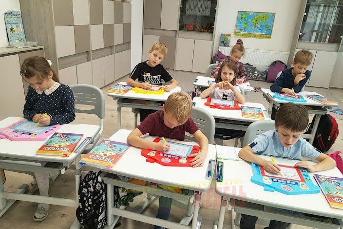 Детский комплект (парта+стул) B201 EDU