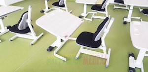 Детский комплект (парта+стул) COMF-PRO Coco Desk и Coco Chair