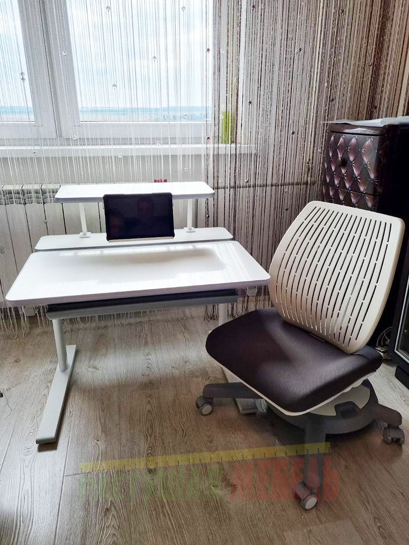 Эргономичный стул для детей COMF-PRO UltraBack и растущая парта парты Study Desk E202S