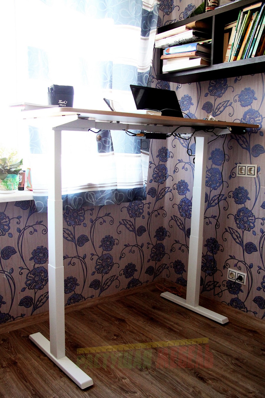 Стол регулируемый Ergo Desk Pro для работы стоя и сидя