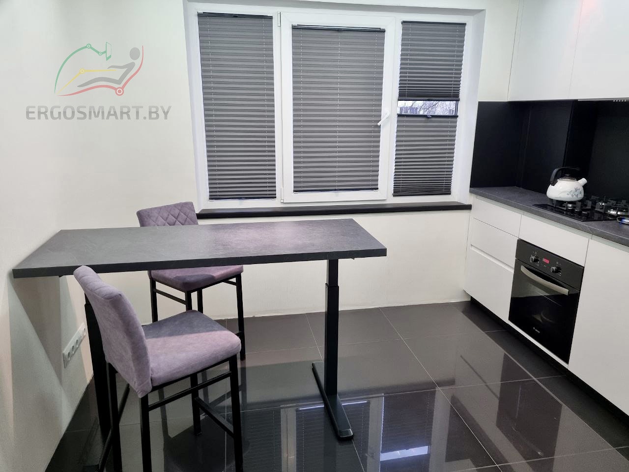 Регулируемый кухонный стол Manual Desk