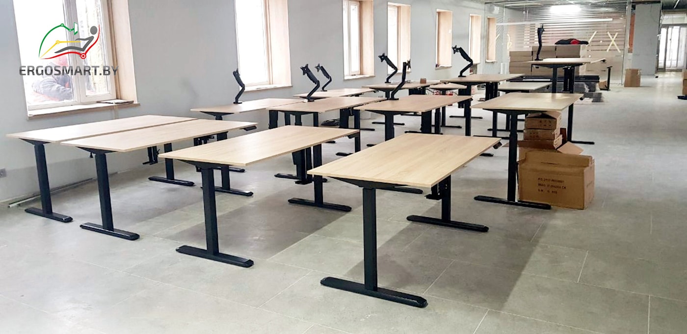 Регулиуемый стол Electric Desk, держатель системного блока Easy c проставками, кронштейн Power Black