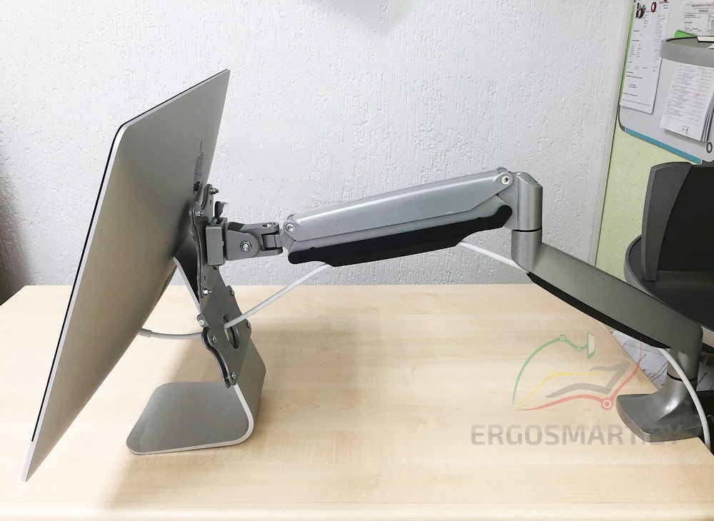 Легкая и быстрая установка адаптера не требует демонтажа заводской ножки