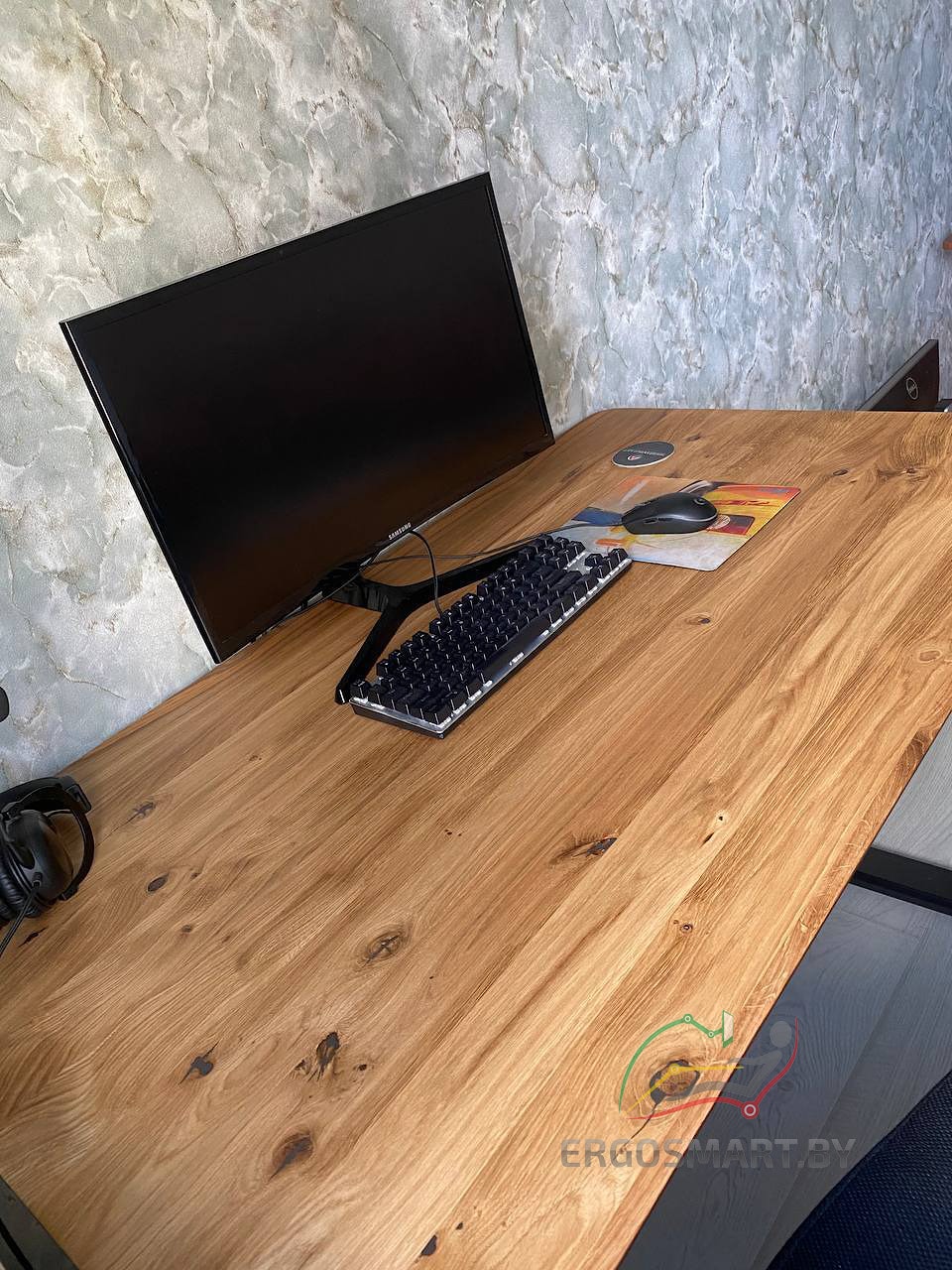 Столешницы из натурального дерева дуб натуральный на раме с ручной регулировкой высоты