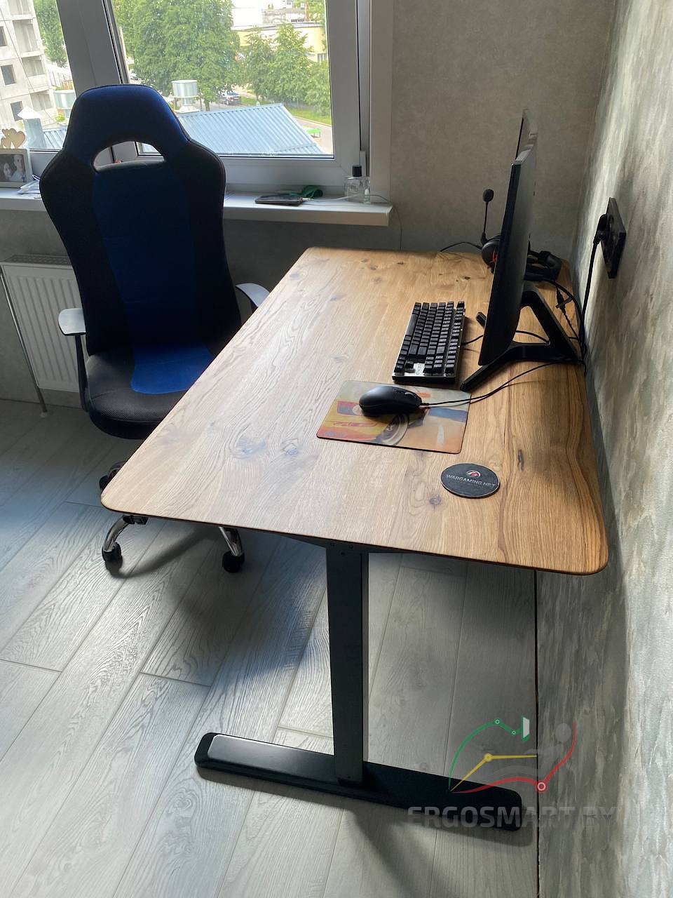 Столешницы из натурального дерева дуб натуральный на раме с ручной регулировкой высоты