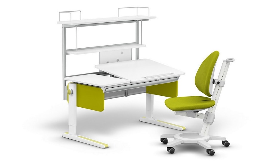 Вариант оформления парты Champion Slim в тон расцветки стула Maximo и сменным цветным боковинам