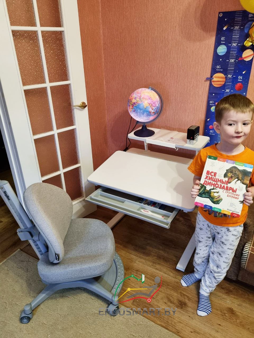 Эргономичный стул CooBee-138