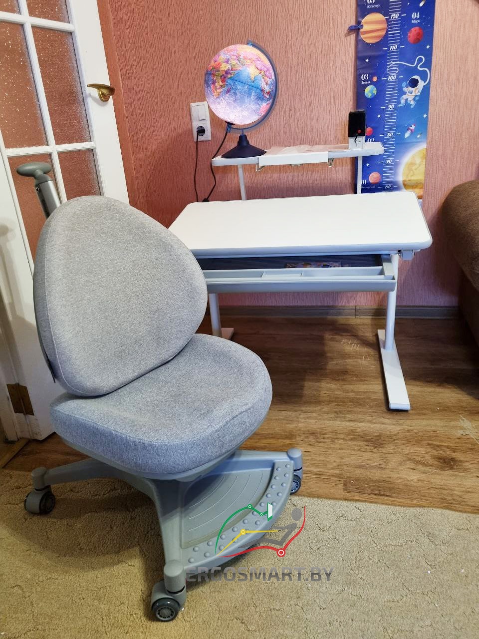 Эргономичный стул CooBee-138