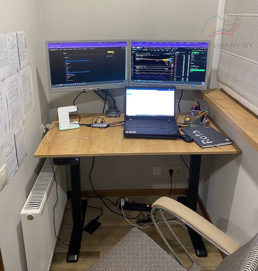 столешница из ЛДСП дуб натуральный, размер 1200х650х18мм и кронштейн для 2-х мониторов Heavy-Duty Combi